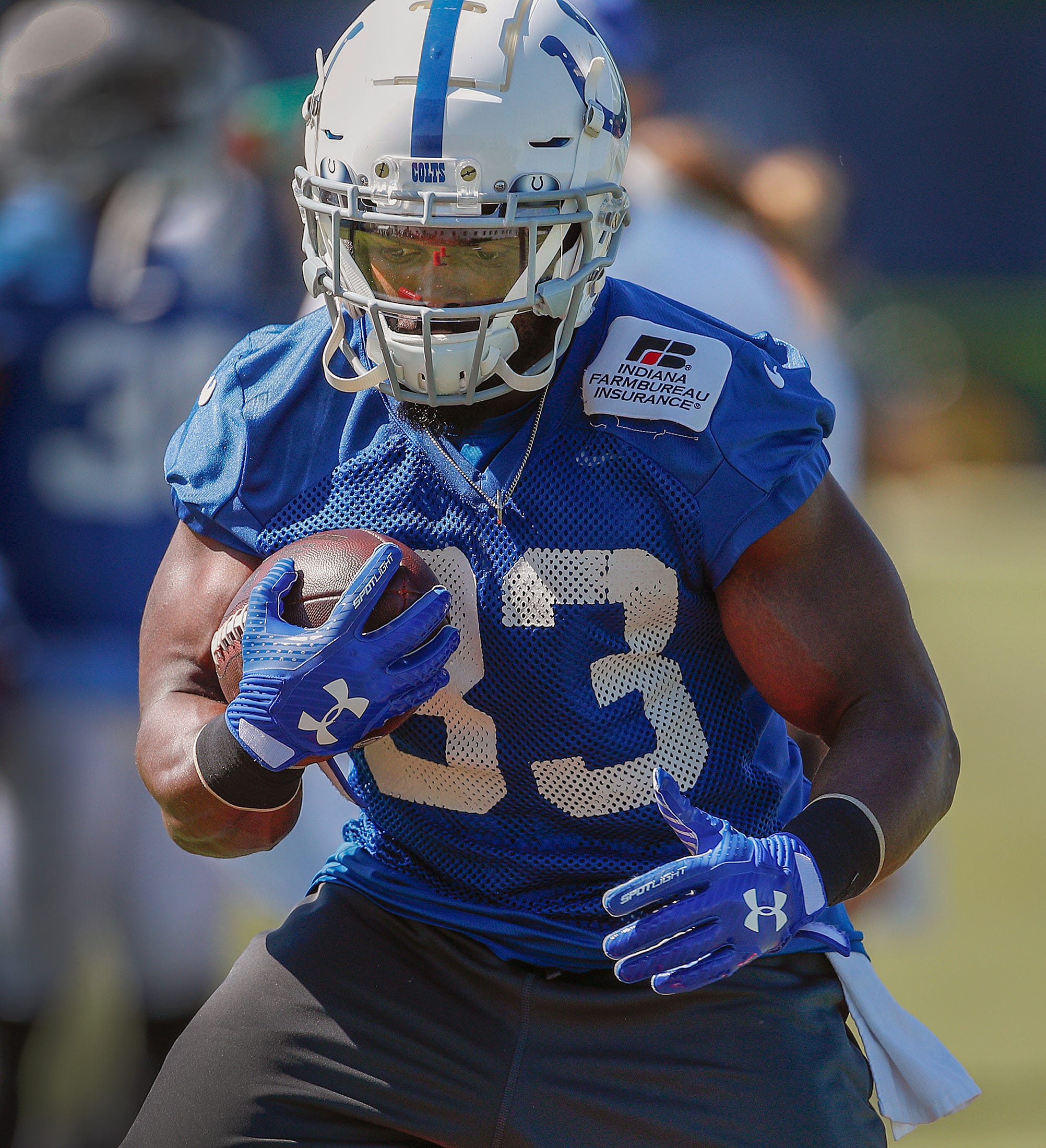 robert turbin jersey